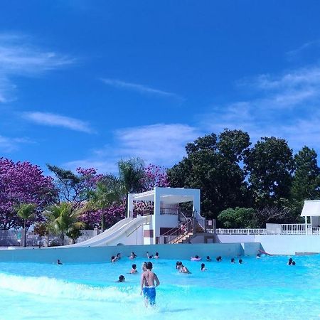 Thermas Lacqua Diroma Com Piscina De Ondas Gratis 24Horas カルダス・ノバス エクステリア 写真