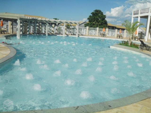 Thermas Lacqua Diroma Com Piscina De Ondas Gratis 24Horas カルダス・ノバス エクステリア 写真